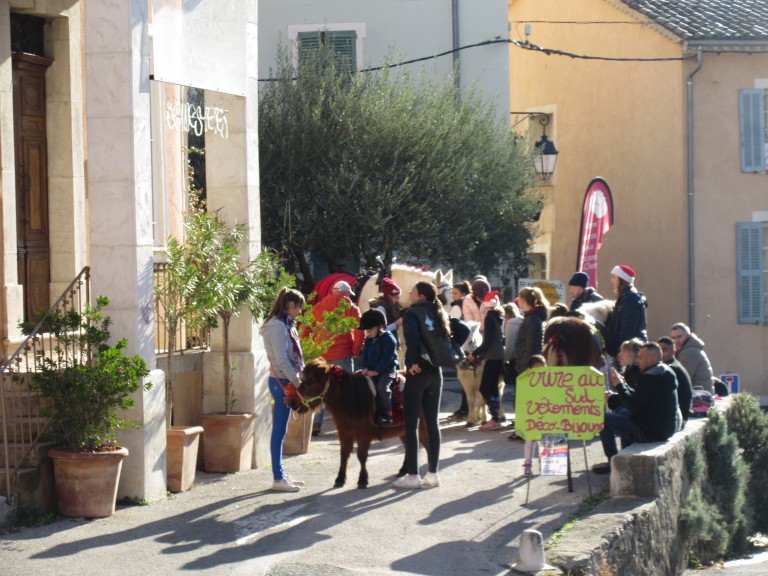 marche-de-noel-cotignac-ii-4 | Mairie de Cotignac – Village de caractère